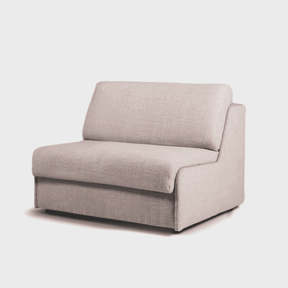 Sleep är en nätt bäddfåtölj som är speciellt utvecklad för hotell. Klädd i ett beige tyg.